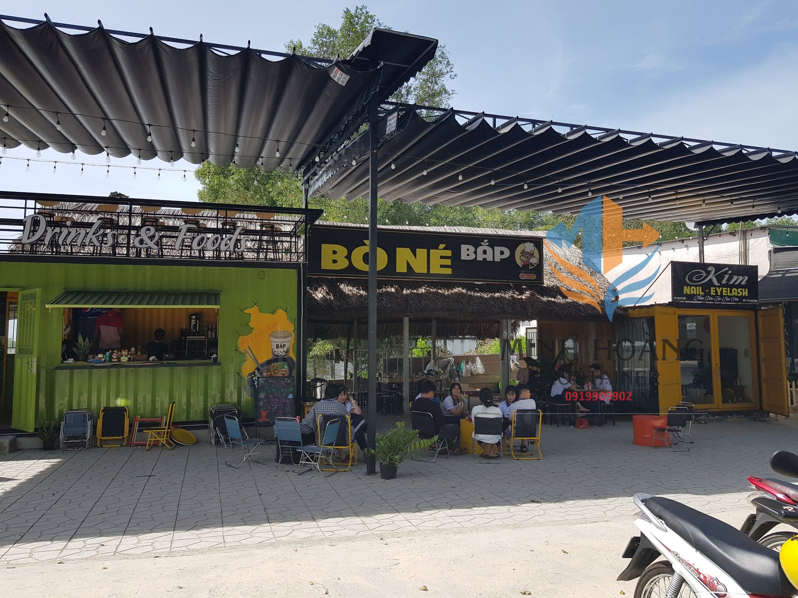 Container cafe ghép từ cont 40f + cont 20f kèm 1 cont 20f vàng